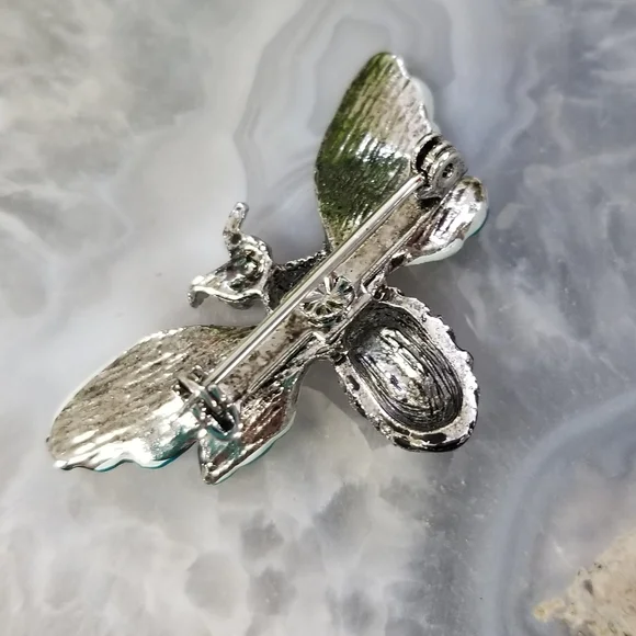 Vintage Bee Brooch - Picture 4 of 4